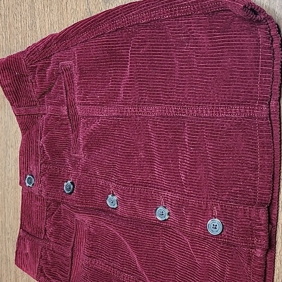 American Eagle Corduroy Skirt - Picture 2 of 8